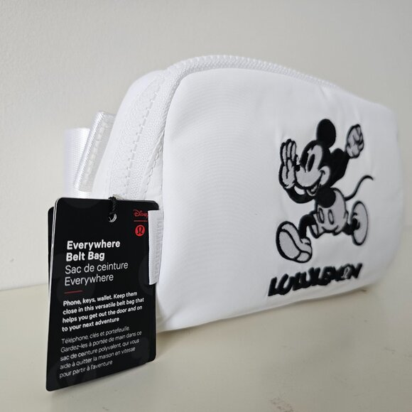 NWT LULULEMON White Everywhere Belt Bag Disney Embroidered Mickey in Motion 1L - Picture 3 of 15